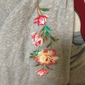 NWT BETSEY JOHNSON EMBROIDERED FLORAL HOODIE